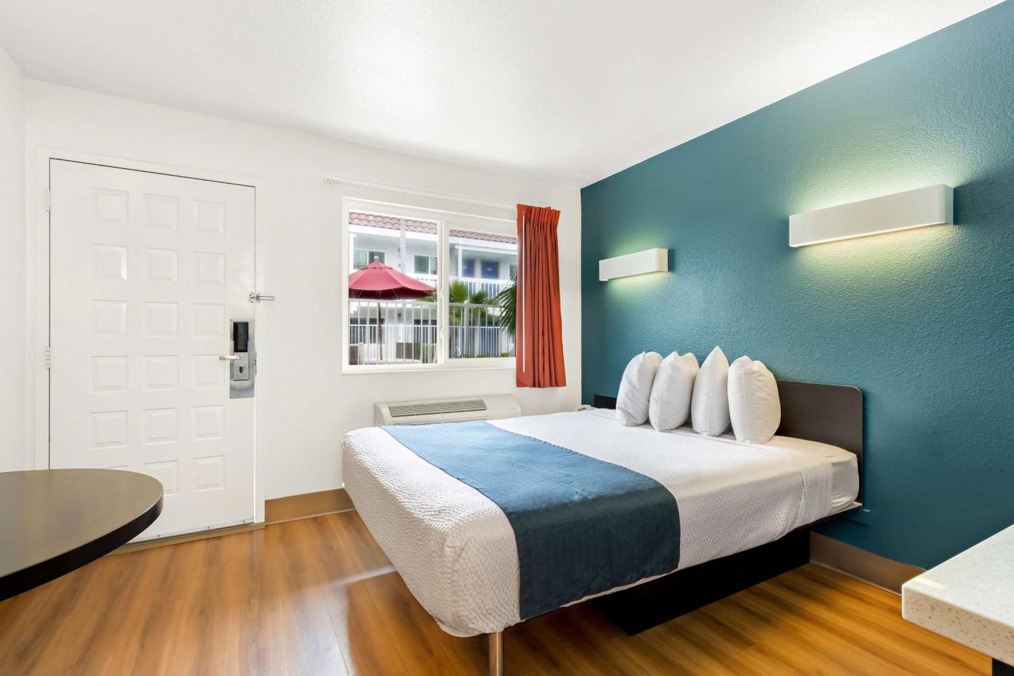 Studio 6 Suites Carpinteria, Ca Santa Barbara South Ngoại thất bức ảnh
