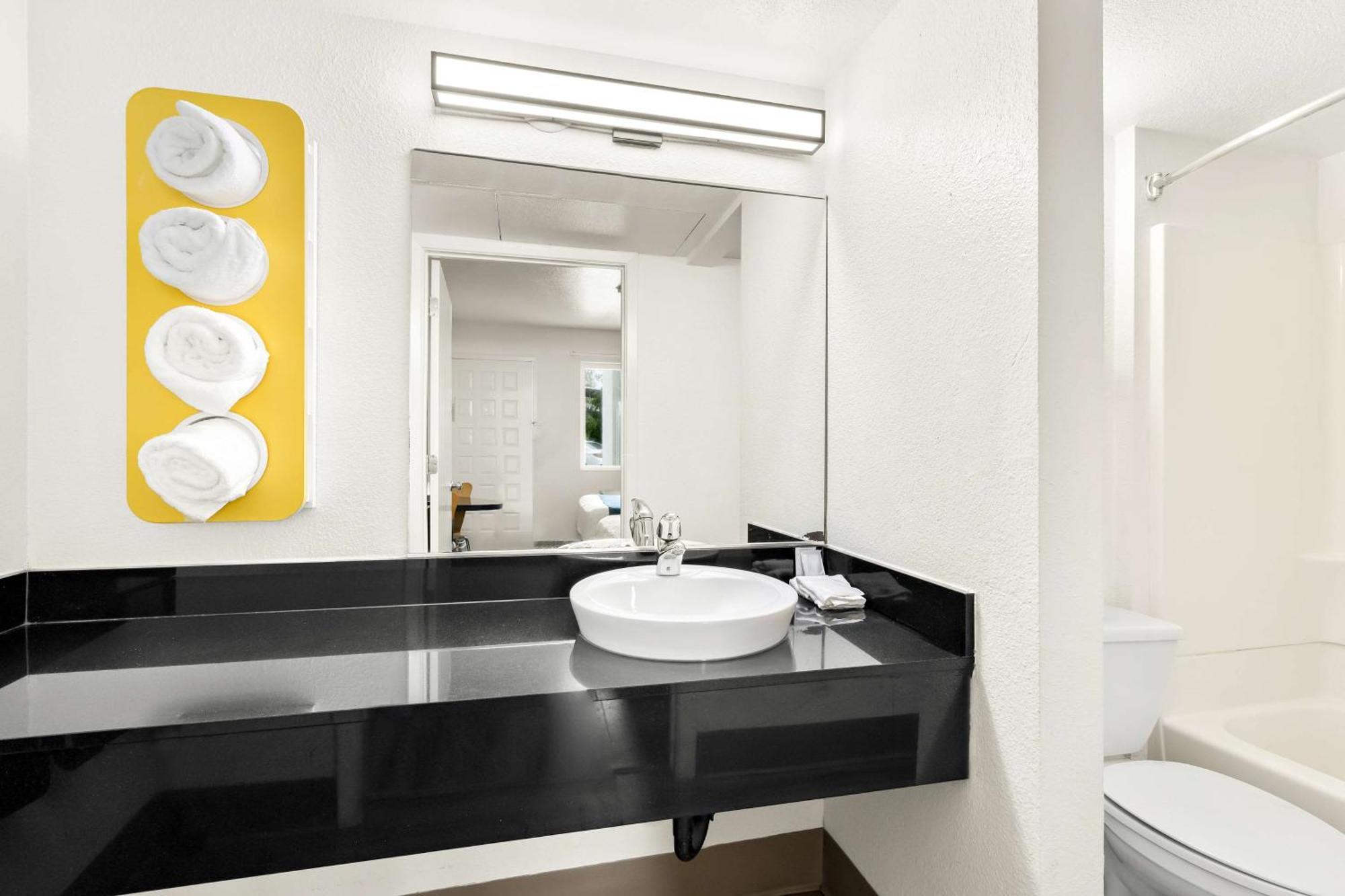 Studio 6 Suites Carpinteria, Ca Santa Barbara South Ngoại thất bức ảnh
